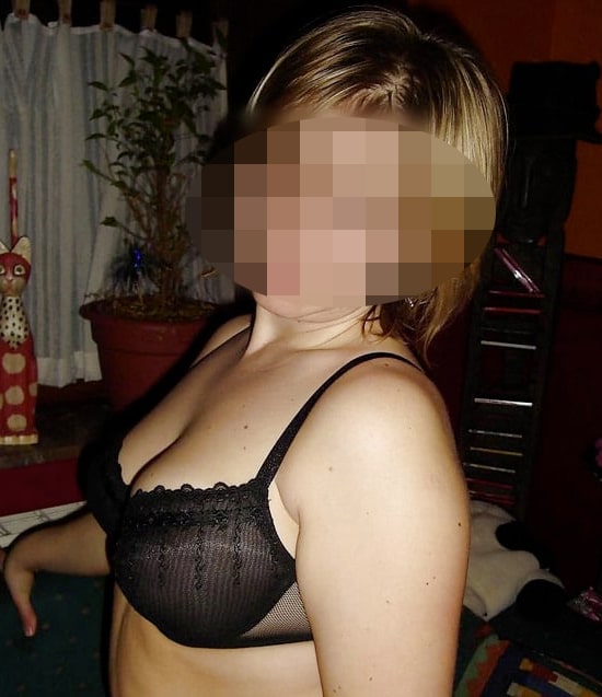 Femme mature chaude pour un plan baise à Lyon